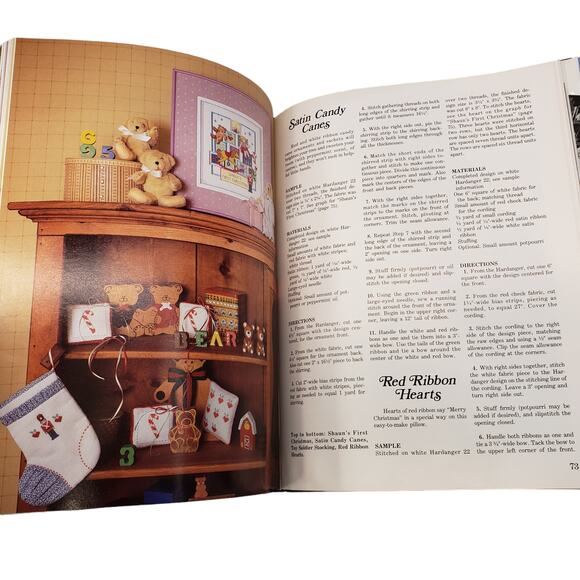 Christmas Cross Stitch All Through The House Vanessa Ann Collection Hardback - Picture 3 of 13